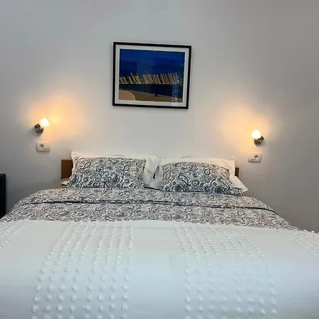 Fishers Apartment *
